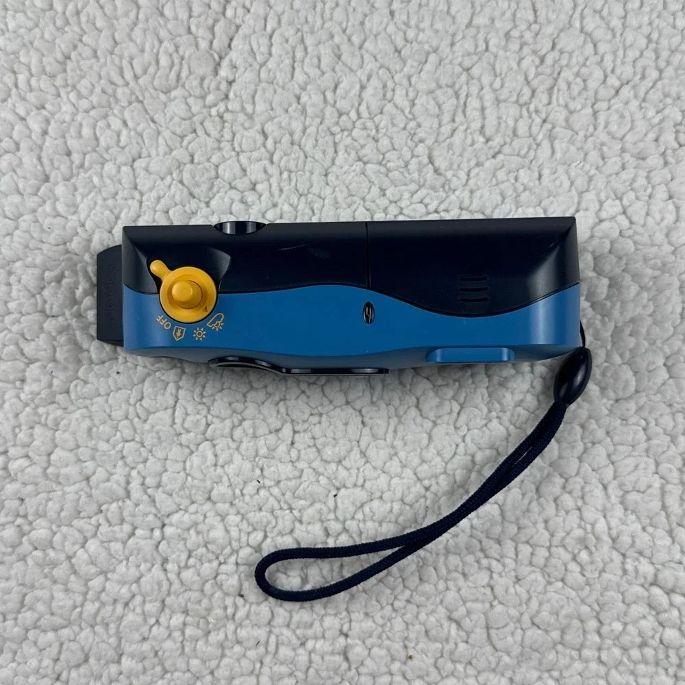 Polaroid i-Zone Instant Pocket Camera Blue Navy Yellow Vintage 90s Retro Y2K